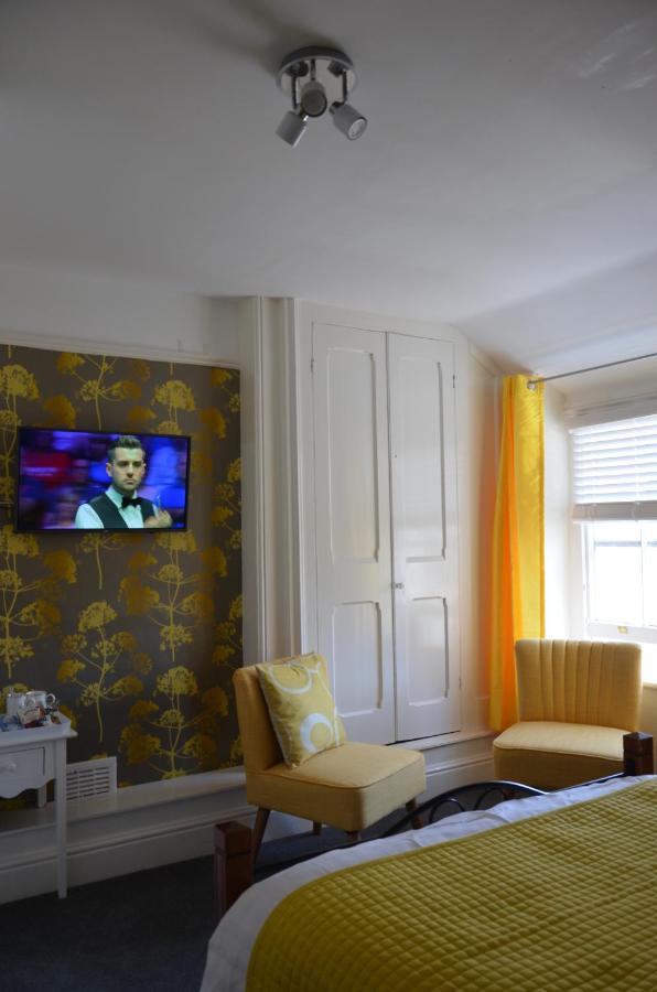 Audley Guest House Llandudno Dış mekan fotoğraf